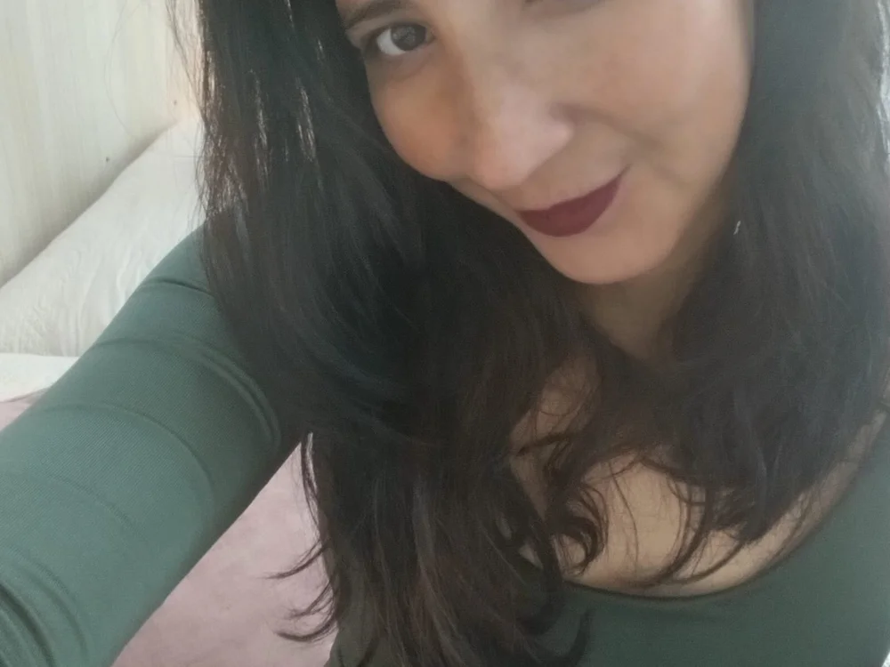 macarena_sex05 cam model