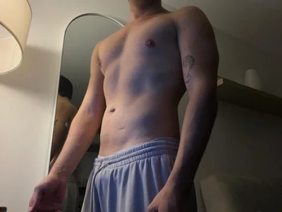Alex_b0y - Boy 