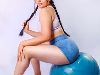 Chat +18 de LARSONMIA ao vivo