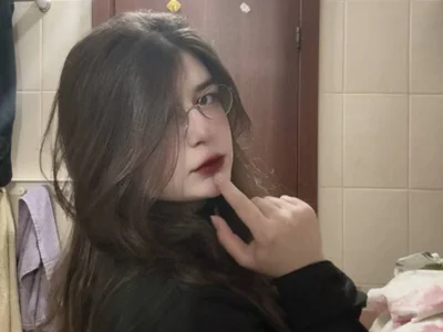 HaniaWish - Girl 