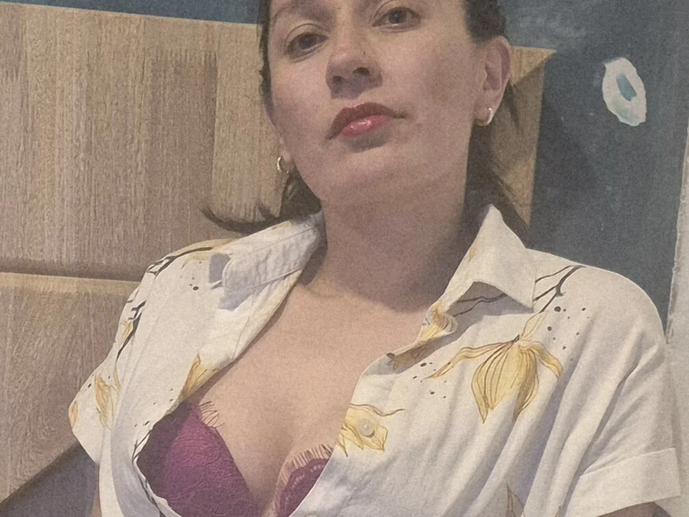 Anita_anal777's Offline XXX Chat