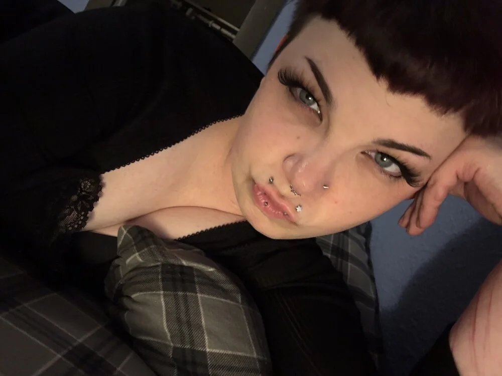 fayebabie Adlı Modelin Çevrimdışı XXX Sohbeti