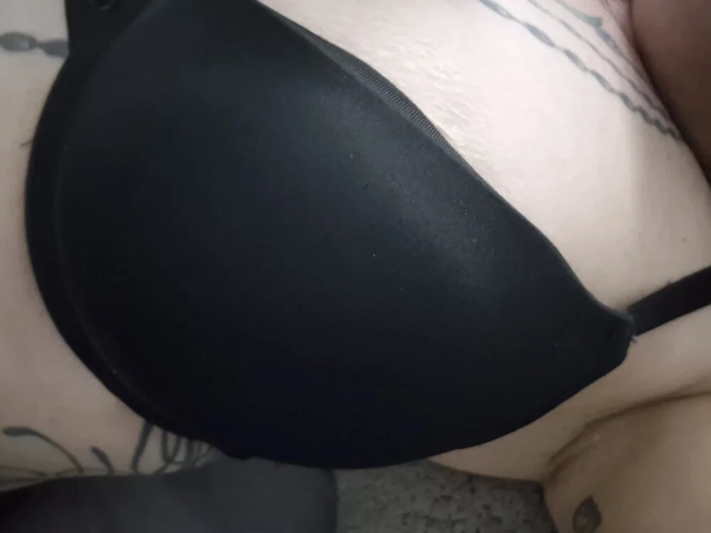 Velvet-HuskieXX's Offline XXX Chat