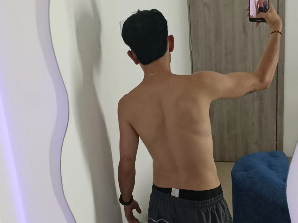 Danny__Santa__1 离线聊天室