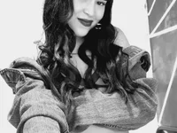 Mia0704xxx's webcam live show