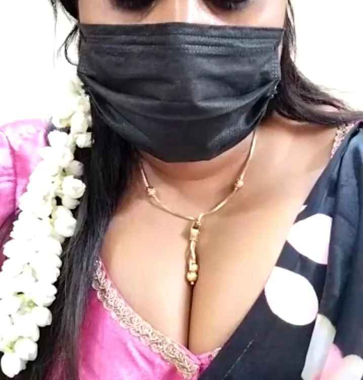 tamilaruvi 오프라인 XXX 채팅