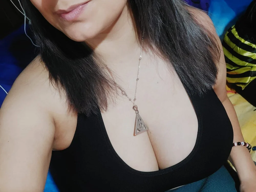 Tadaxhii's Offline XXX Chat