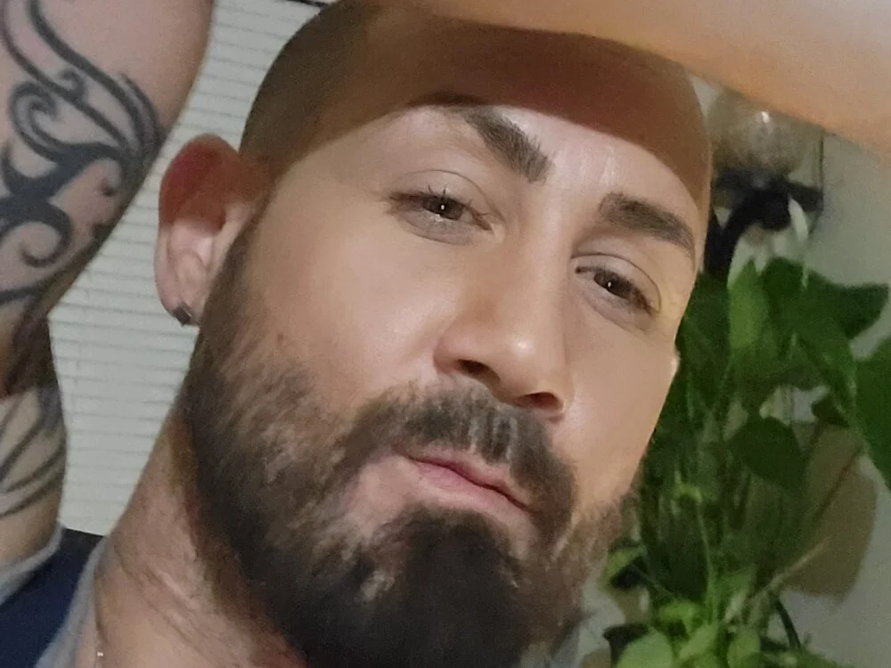 ItalianPapiDripDrip's Offline XXX Chat