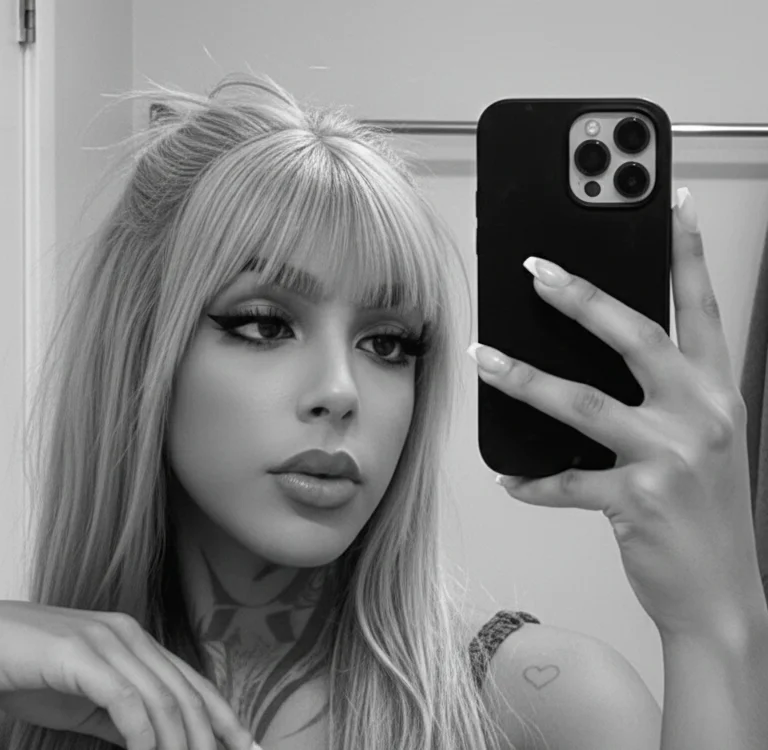 Arianna_t Chat XXX offline