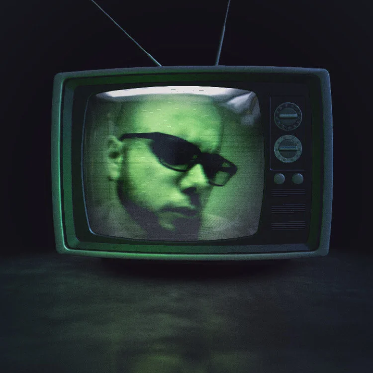 R0mantixMan's Offline Chat Room