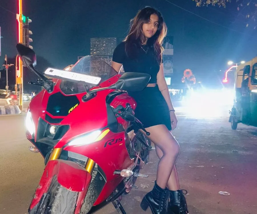 kissmebishh Adlı Modelin Çevrimdışı XXX Sohbeti