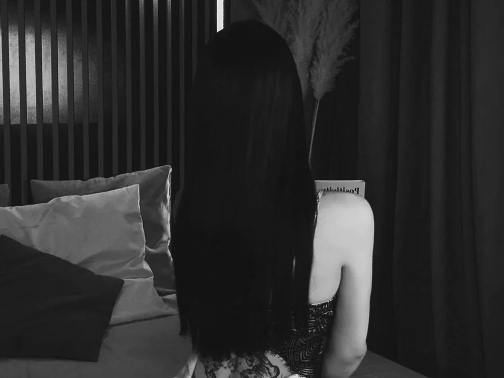 LunaRossaa offline XXX-chat