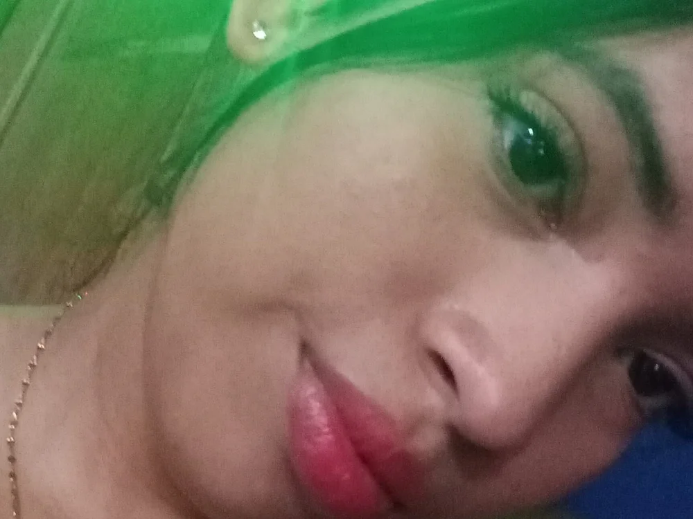ThuPATRONA40's Offline Chat Room