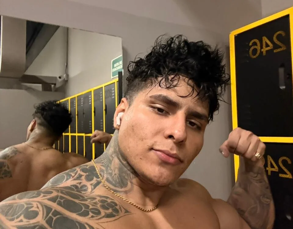 Chatroom XXX hors ligne de MAXIMO_SR