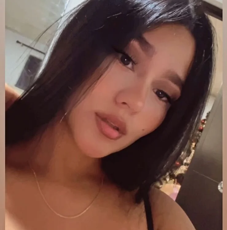 VictoriaVesga's Offline Chat Room
