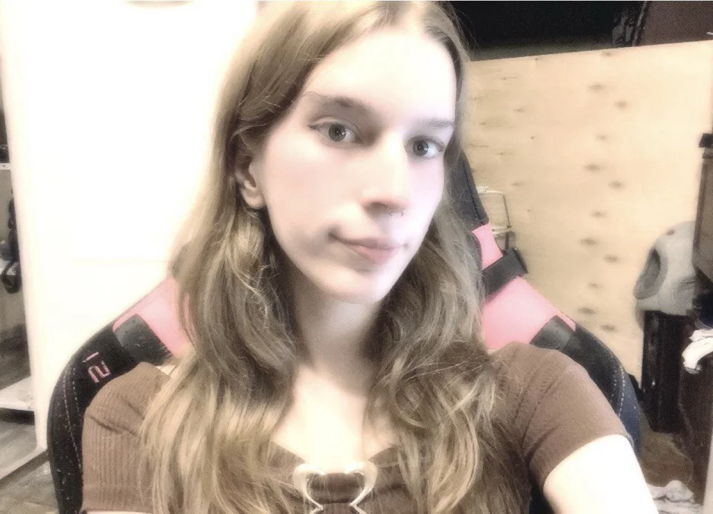 sofistika's Offline Chat Room