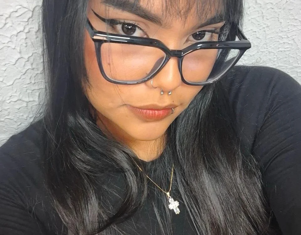 LOLITAEYES' Offline XXX Chat