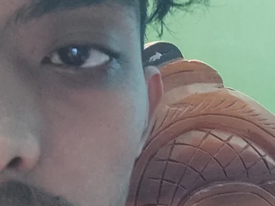 hot_-riya