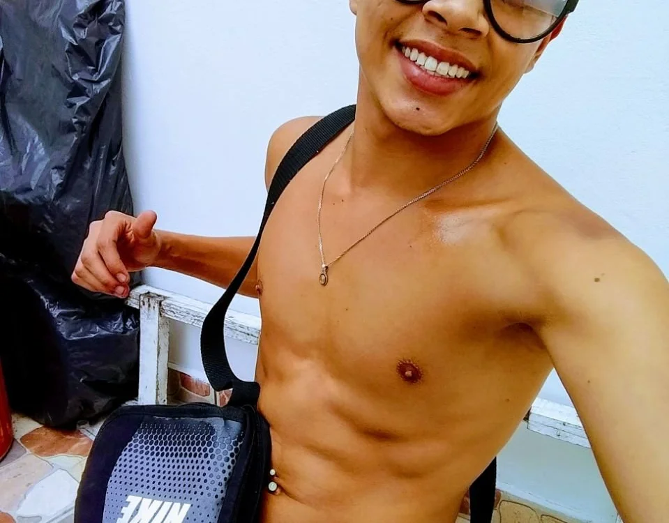 Geronimo_latin_boy's Offline XXX Chat