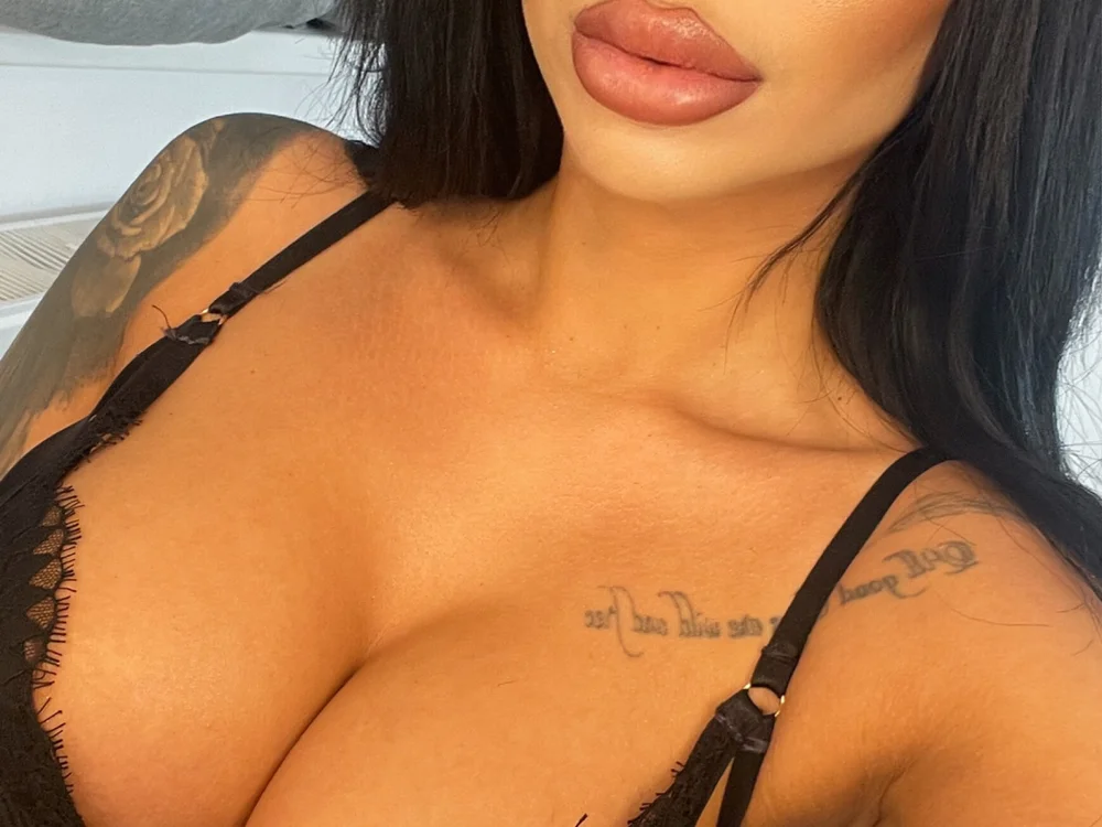 AliciaMeyerslove – Offline XXX chat