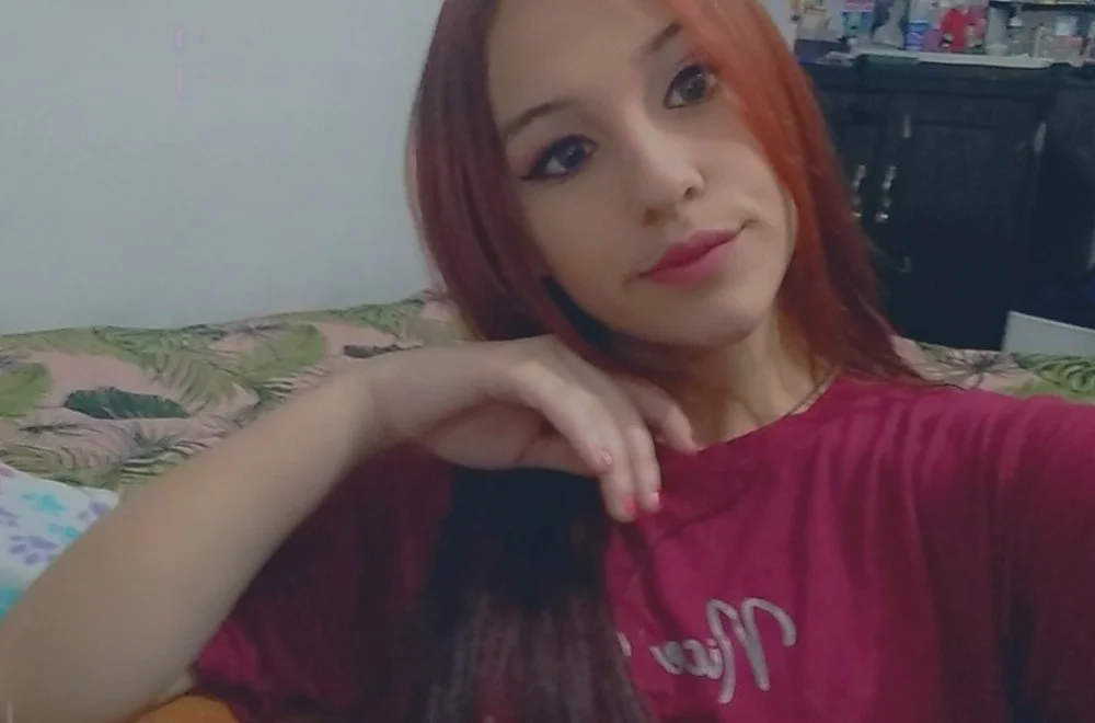Lexa_Velvet's Offline Chat Room