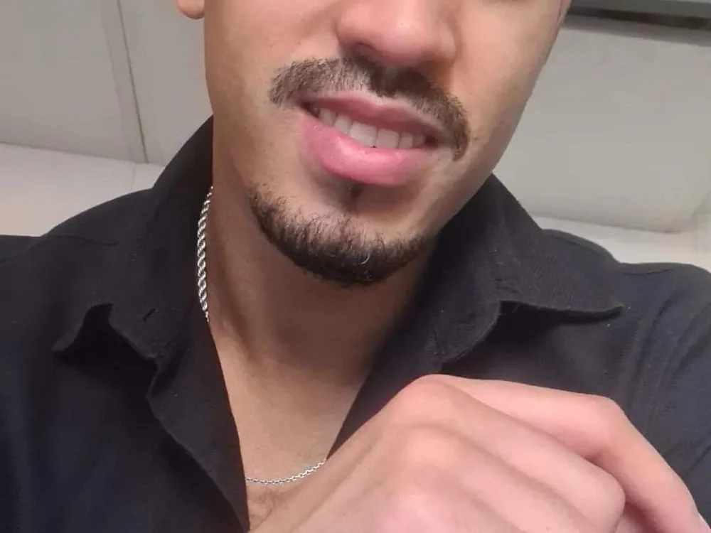kefat93f's Offline Chat Room