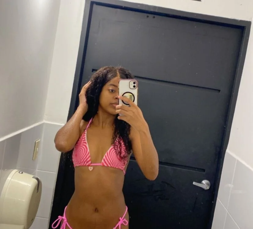 arlet_lux Offline XXX-chat