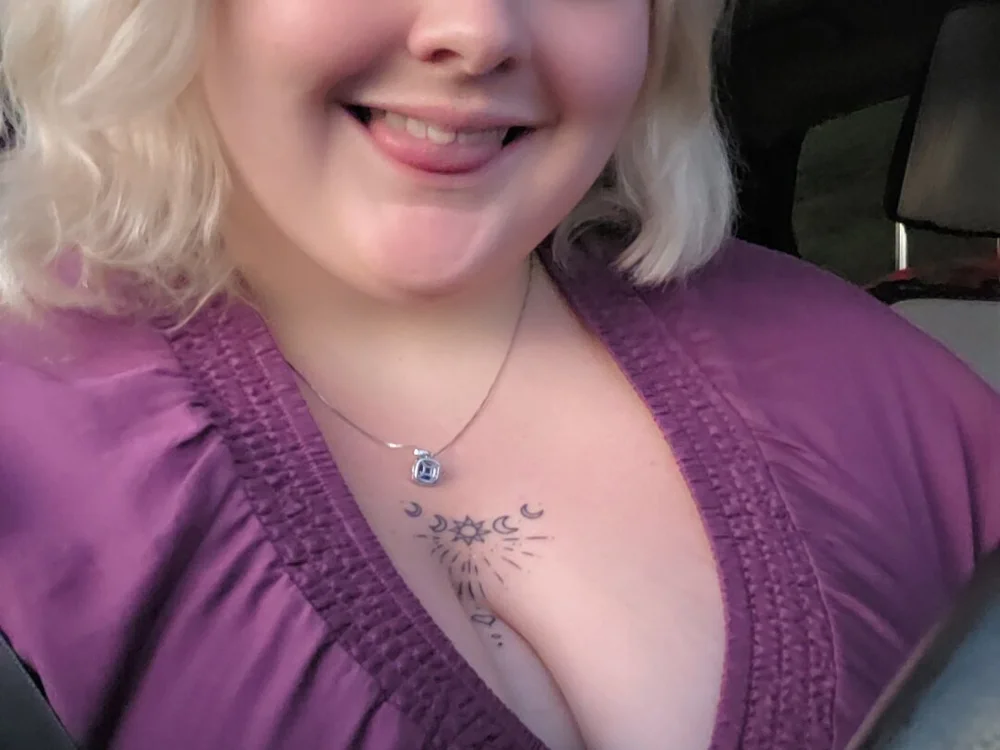 alexisj22 Obrolan XXX Offline