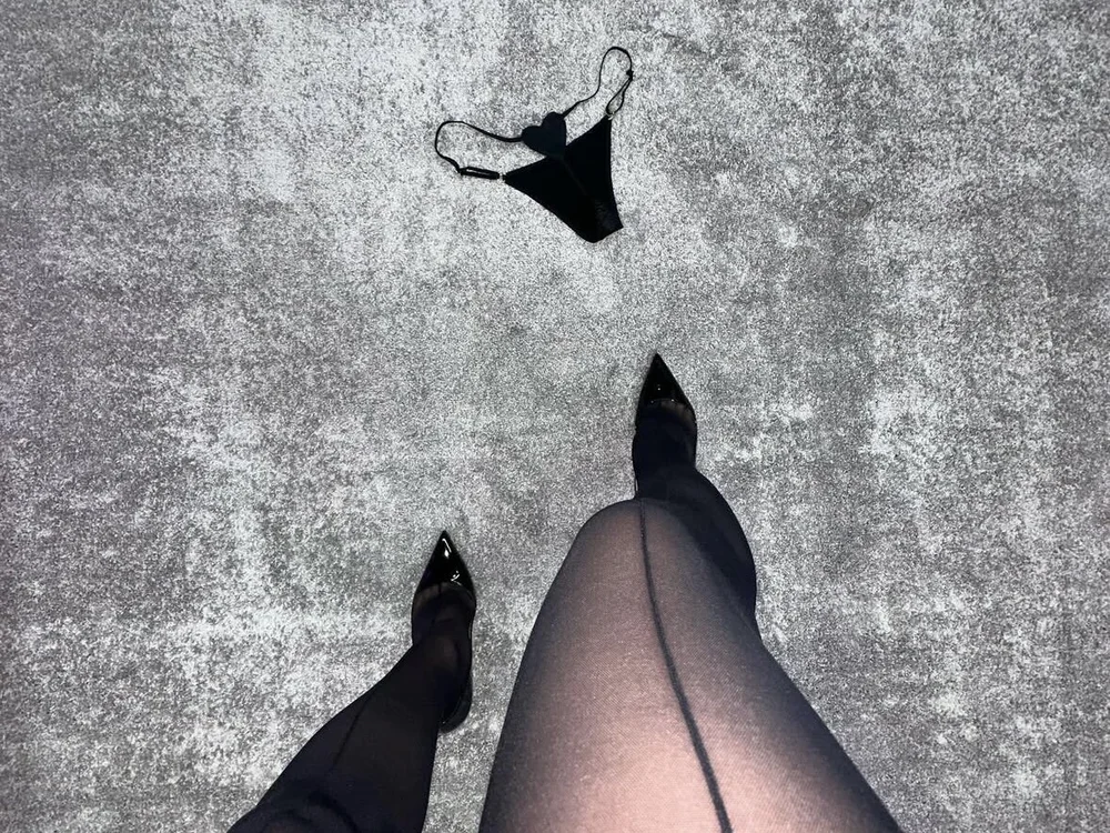 Ligh_t Chat XXX offline