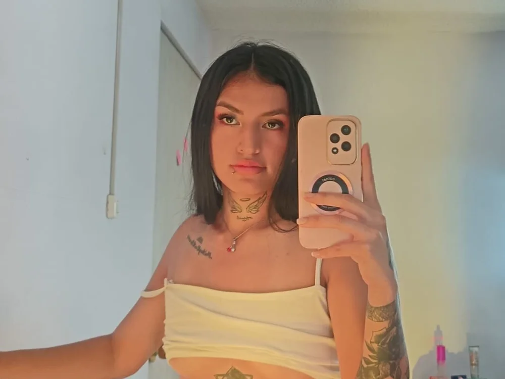 Tuly_Moon_vn Offline XXX chat