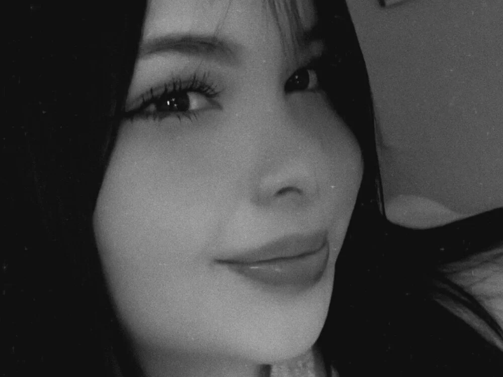 AshlyRouse Chat XXX Ngoại tuyến