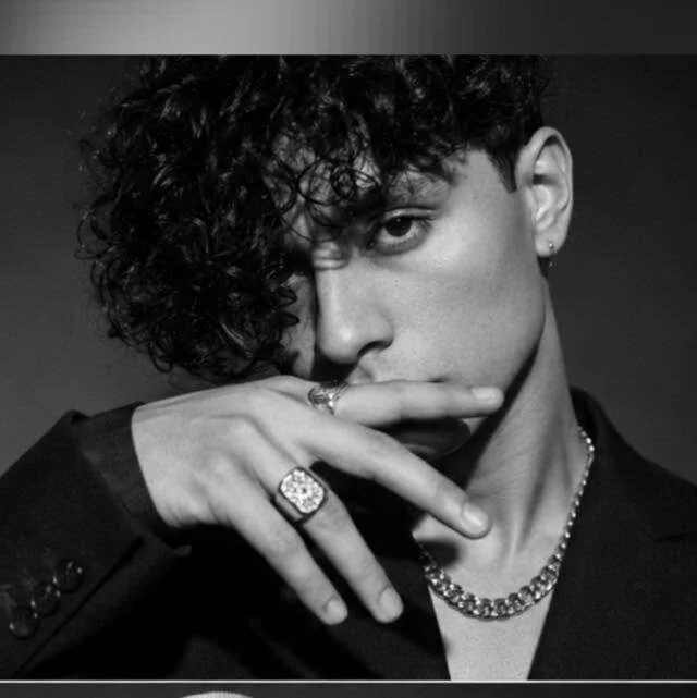 frankdzapata1 Offline XXX-chat