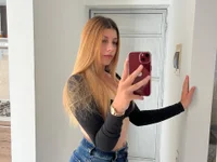 Blondie_Rose