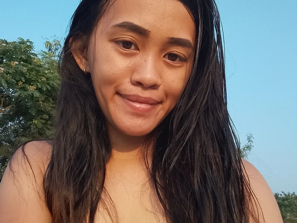 skinnywild_tightpussy's most recent online preview
