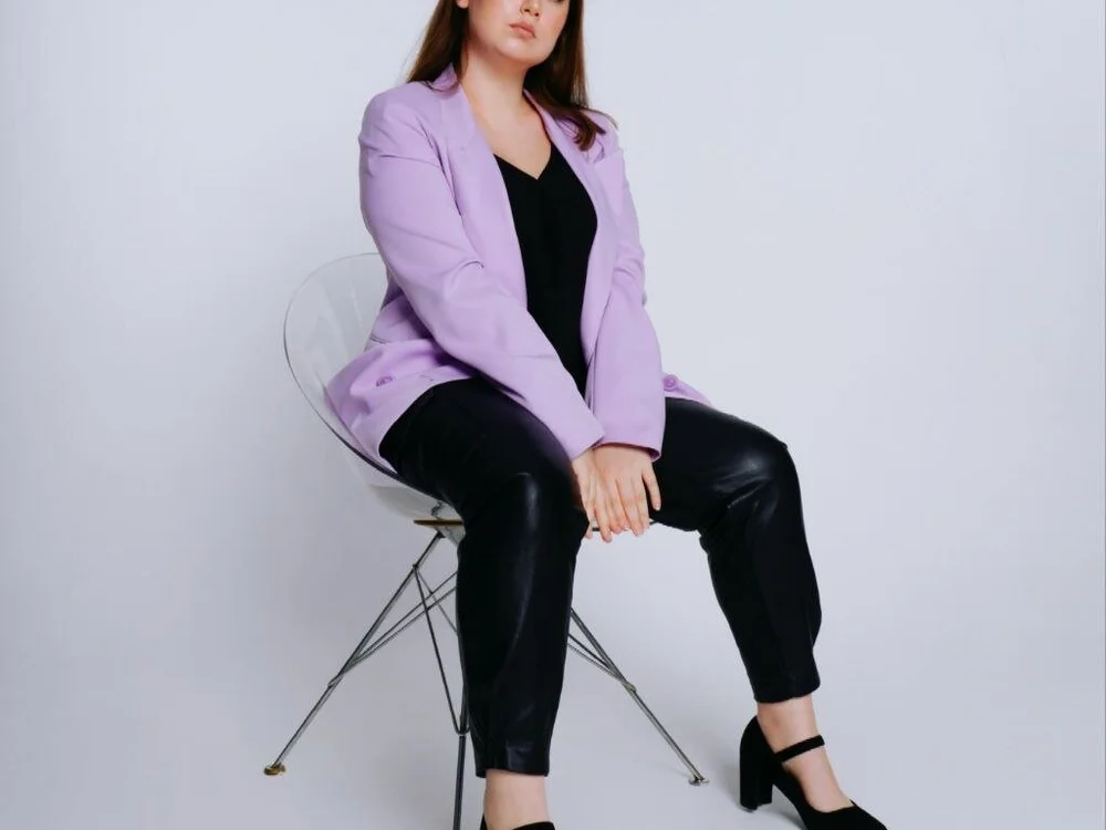 LinetteGill's Offline Chat Room
