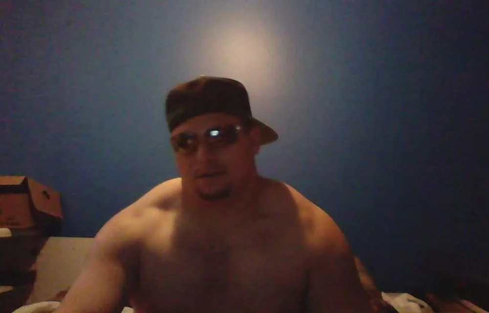 magicpat2024's Offline Chat Room