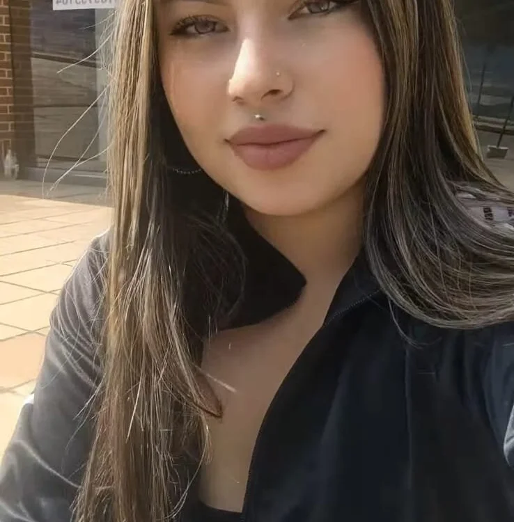 sweet_meggan_r cam model