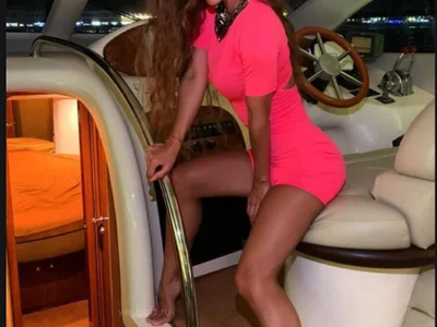 Alisa_Ruby webcam livesex profile in slim cams