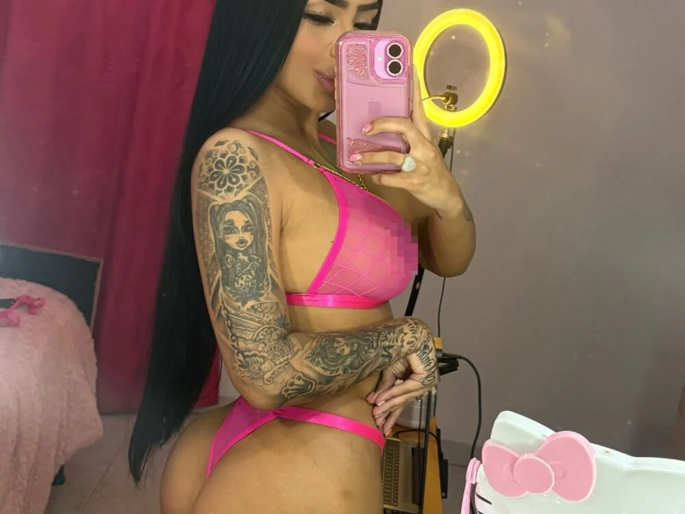 tamy_ian Adlı Modelin Çevrimdışı XXX Sohbeti