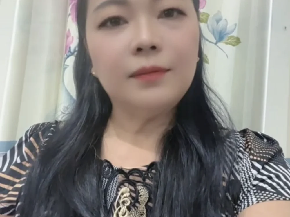 kissmelove69's most recent online preview