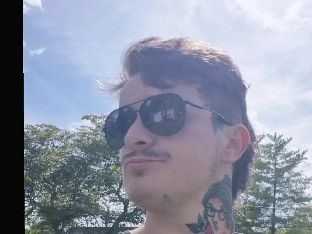 thewiseone2345's Offline XXX Chat