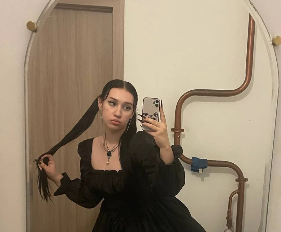 VivianMalone's Offline XXX Chat