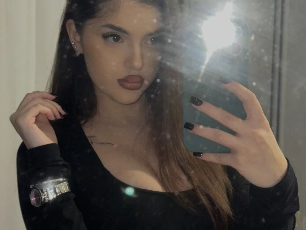 NaomiMulan's Offline XXX Chat