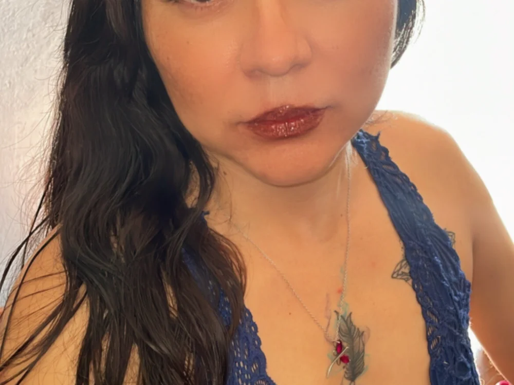 Cherrymua's Offline Chat Room