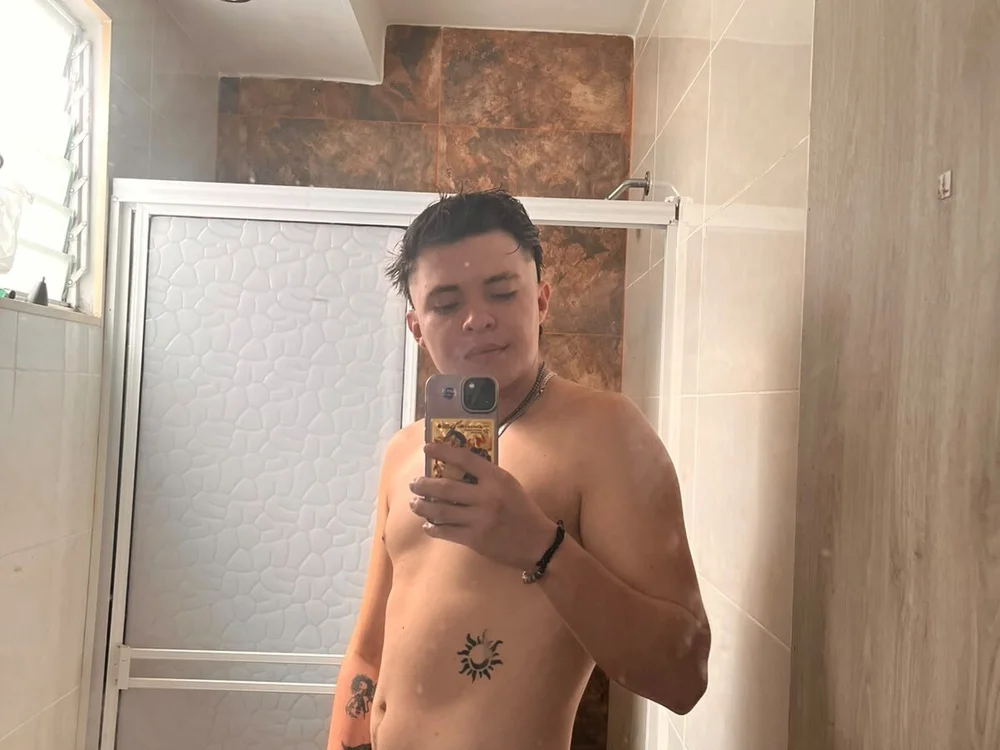 แชท XXX ออฟไลน์ของ Dante_sterling2