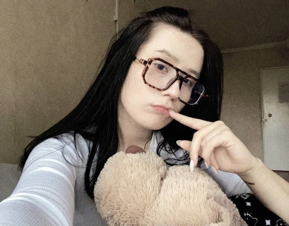 your_mari's Offline Chat Room