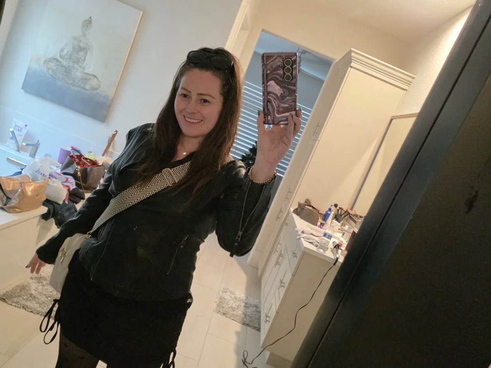 Nikkijay5280 offline chatrum