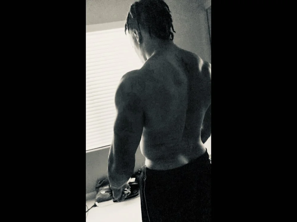 Chatroom XXX hors ligne de MidnightFlexxx