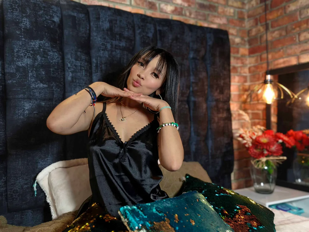 Ashleey__Sweet_ Chat XXX offline