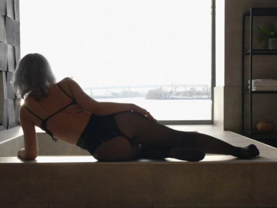 secretsireny 离线XXX聊天